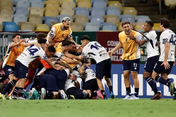 Maracanazo hist�rico: Independiente Rivadavia remont� y le gan� a Fluminense