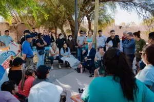 El Gobierno refuerza controles y abre di�logo por la actividad de Zijin-Liex