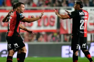 Newell's venci� a Uni�n y se aleja del fondo de la tabla