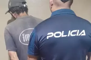 Lo sorprendieron "in fraganti" robando en un auto en Catamarca