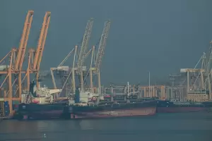 Tensi�n en Medio Oriente: Ir�n desaf�a a EE.UU. tras cerrar el estrecho de Ormuz y crece la preocupaci�n global