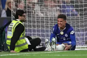 Alarma en la Selecci�n: Enzo Fern�ndez sinti� una molestia y pidi� el cambio