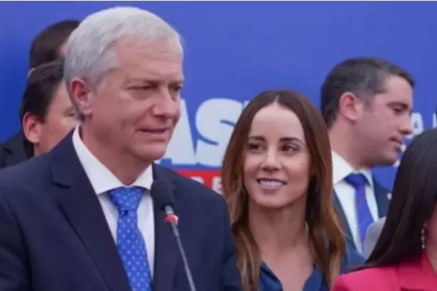 Chile tambi�n tienen problemas con los voceros presidenciales: �qu� dijo sobre el estrecho de Magallanes?