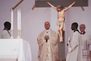 Le�n XIV inicia su viaje a Angola para abordar la historia del comercio de esclavos