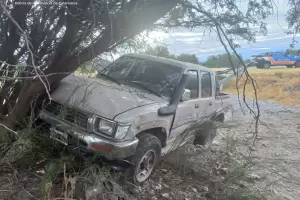 Septuagenario perdi� el control de su camioneta y choc� contra un �rbol en Catamarca