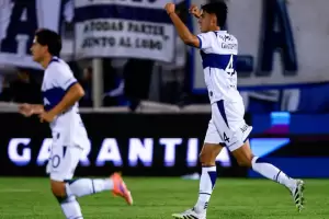 Gimnasia gole� a Acassuso y se meti� en octavos de la Copa Argentina