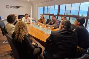 Transporte: el Gobierno analiza tarifas, subsidios y recorridos para sostener el servicio