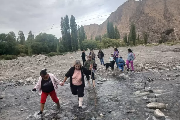 La Peregrinaci�n de Luz del Beato Esqui� se expande por Catamarca