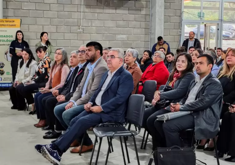 bicentenario esqui� capacitacion