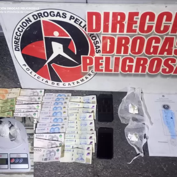 Narcomenudeo en Catamarca: detienen a tres personas con coca�na, celulares y dinero en efectivo