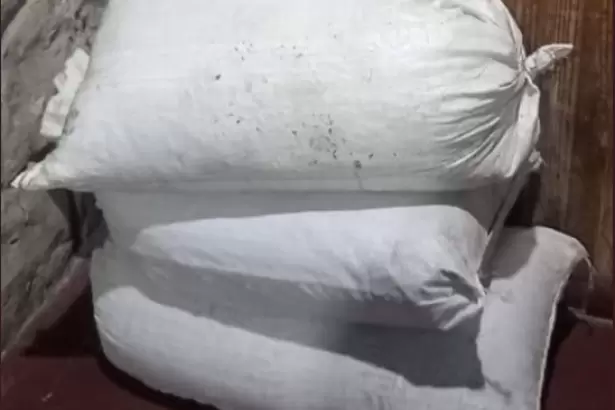 Catamarca: secuestran 150 kilos de pasas de uva y dos motocicletas