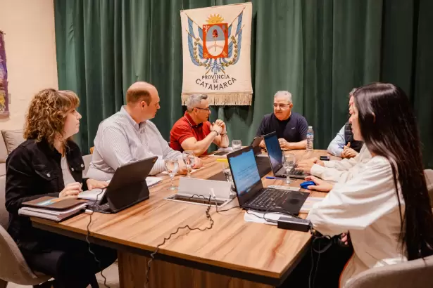 Jalil confirm� aumento de $100.000 para becas Catamarca Incluye y Arraigo