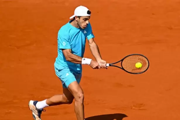 Cer�ndolo avanza con autoridad en Madrid: victoria contundente y pase a octavos