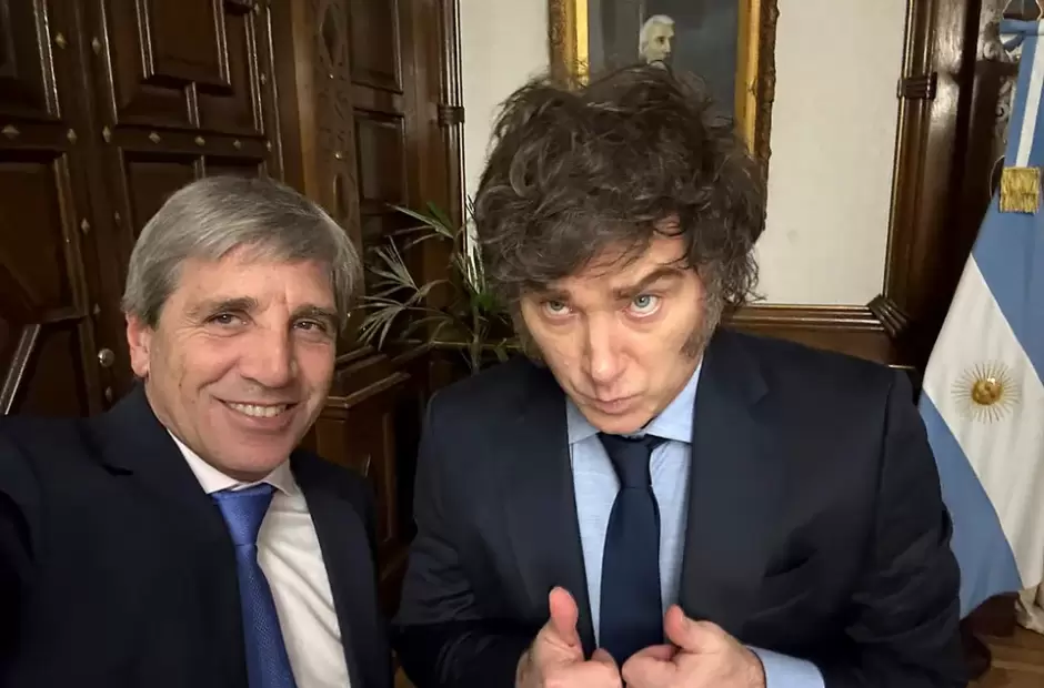 Luis Caputo y Javier Milei