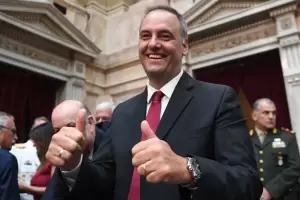 Con Milei y el Gabinete en el palco, Adorni enfrenta su primer informe en Diputados