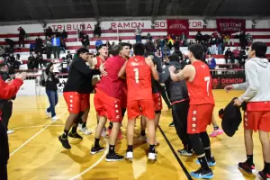 Red Star recibe a Ateneo buscando meterse en la final del Torneo Anual
