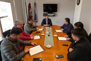 Catamarca avanza en una red para garantizar el transporte estudiantil en el interior