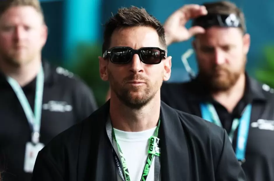 Lionel Messi llegando al GP de Miami