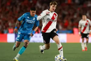 Atl�tico de Tucum�n sorprende a River Plate en el Monumental