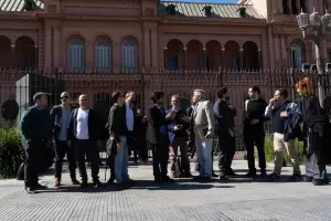 Reabre la sala de periodistas en Casa Rosada y se reanudan las conferencias oficiales