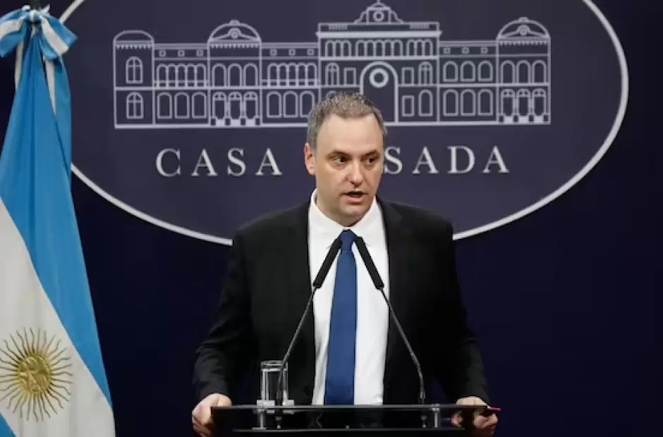 Manuel Adorni