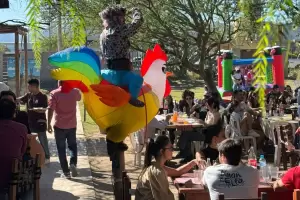 El finde largo en la Capital dej� un impacto econ�mico de casi un mill�n de pesos