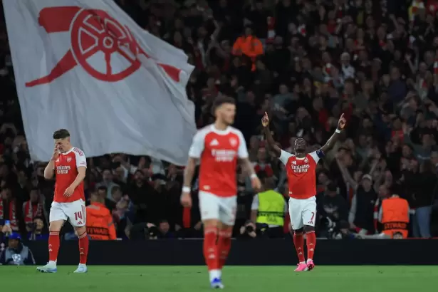 Arsenal elimin� al Atl�tico Madrid y es el primer finalista de la Champions League