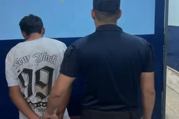 Aprehenden a un joven por agresi�n, da�os y amenazas con un trozo de vidrio