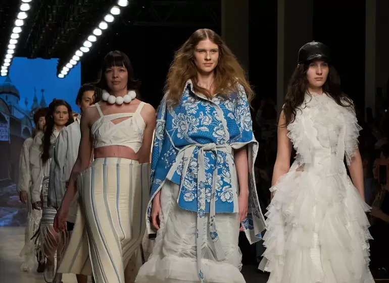 sasha barbakov en la moscow fashion week