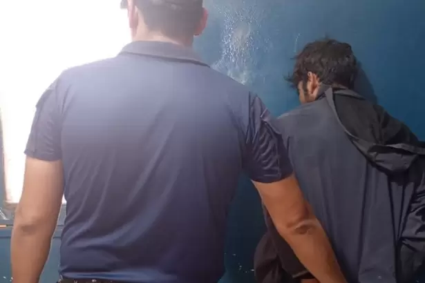 Catamarca: joven ebrio intent� golpear a su propia madre y termin� preso