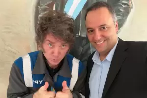 Milei anunci� un proyecto de "s�per RIGI" mientras busca contener la crisis de Adorni