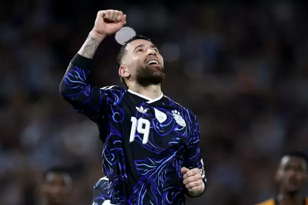 La FIFA aplic� una amnist�a y Otamendi podr� jugar en el debut del Mundial 2026