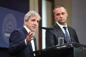 Caputo desvincul� el caso Adorni del Riesgo Pa�s y defendi� la estabilidad econ�mica