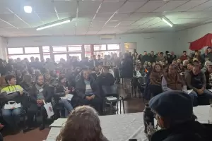 Con 86 convencionales se da inicio la Convenci�n Provincial del Partido Radical