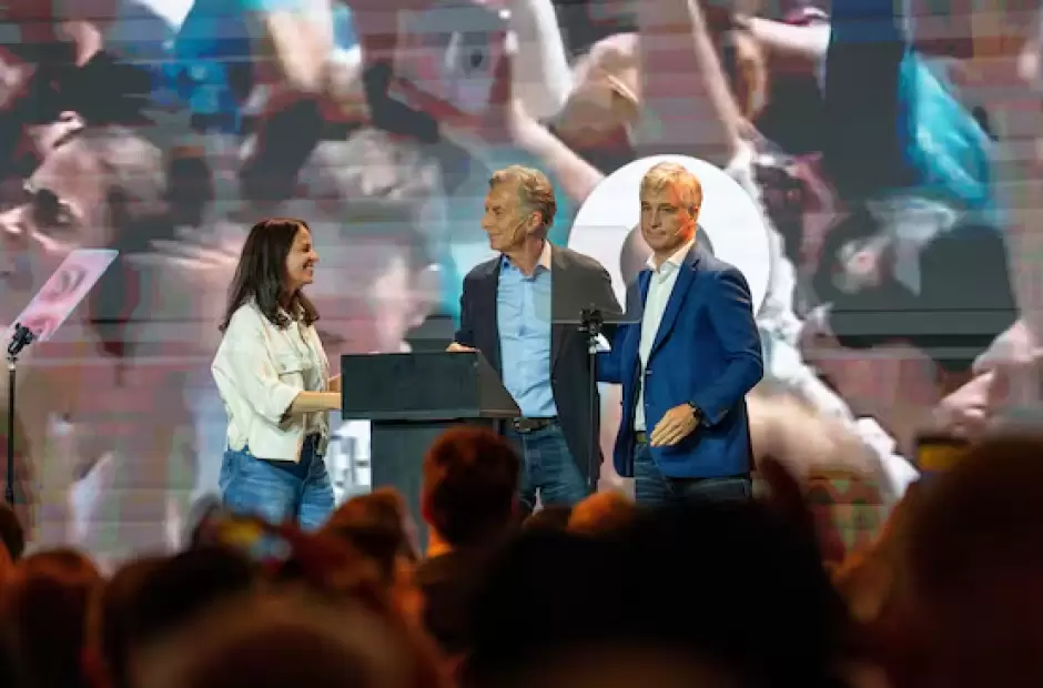 Mauricio Macri junto al diputado Fernando de Andreis