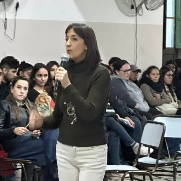 Estudiantes de turismo participaron de un conversatorio sobre emprendedurismo