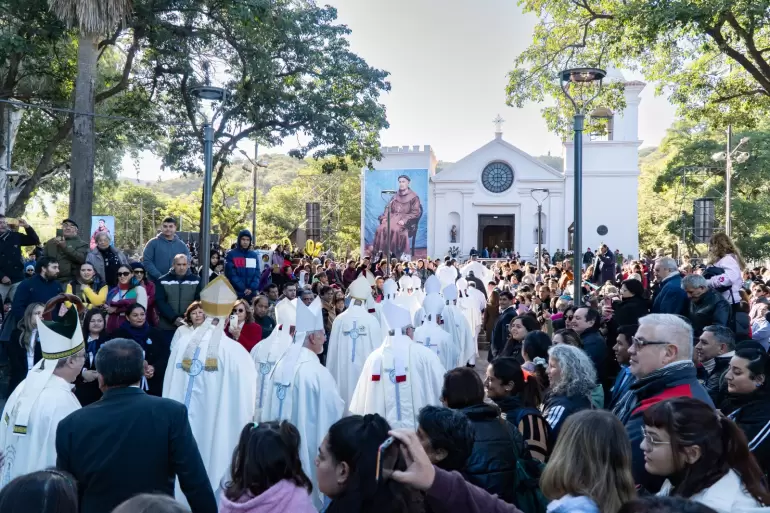 bicentenario misa y procesi�n