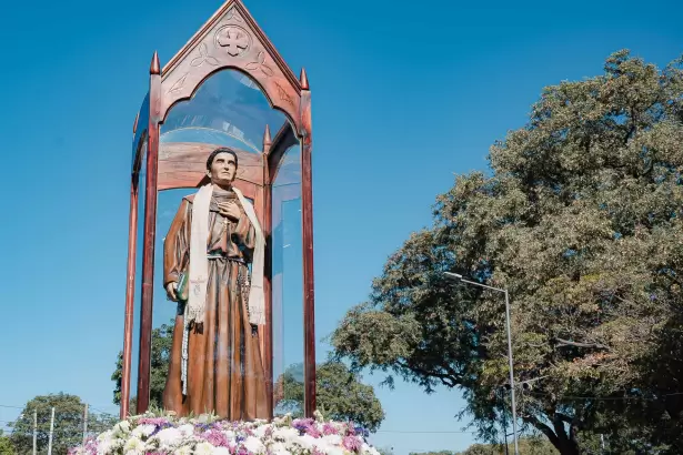 "Esqui� en sus diversas dimensiones": realizar�n un conversatorio homenaje por los 200 a�os del natalicio