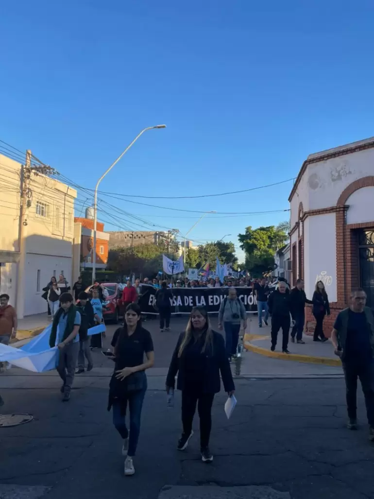 catamarca marcha universitari