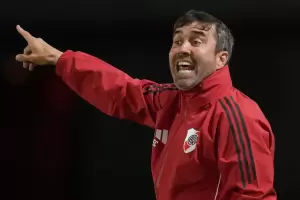Coudet sacude la lista de River: borr� a dos jugadores de los concentrados