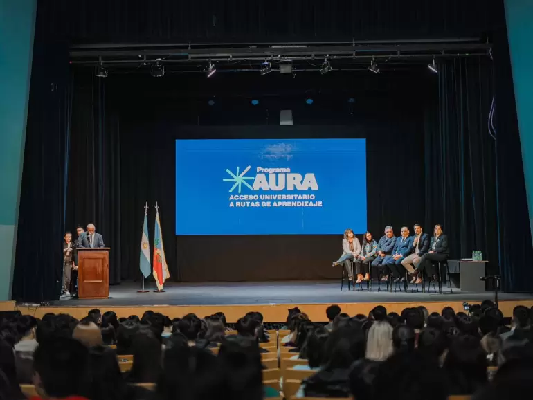 becas estudiantes