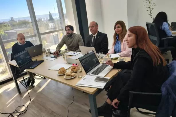 Catamarca fortalece la integraci�n educativa y tecnol�gica rumbo a ATACALAR 2026