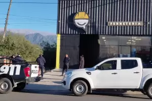 Catamarca: cuantioso robo en el corral�n San Javier tras ingresar por un boquete