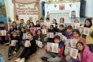 Ni�os de Londres celebraron el Bicentenario del nacimiento del Beato Esqui�