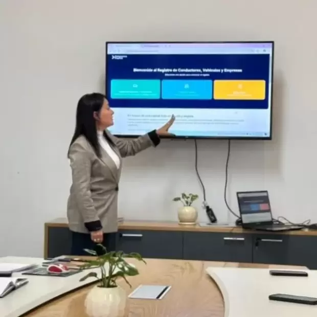 La Capital lanz� un sistema digital para controlar veh�culos y conductores de apps