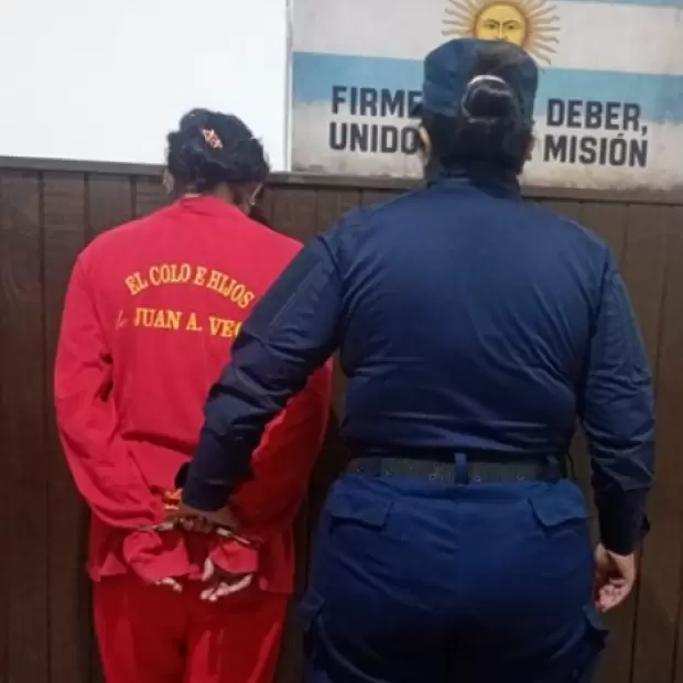 Violento arrebato con arma blanca: una mujer detenida