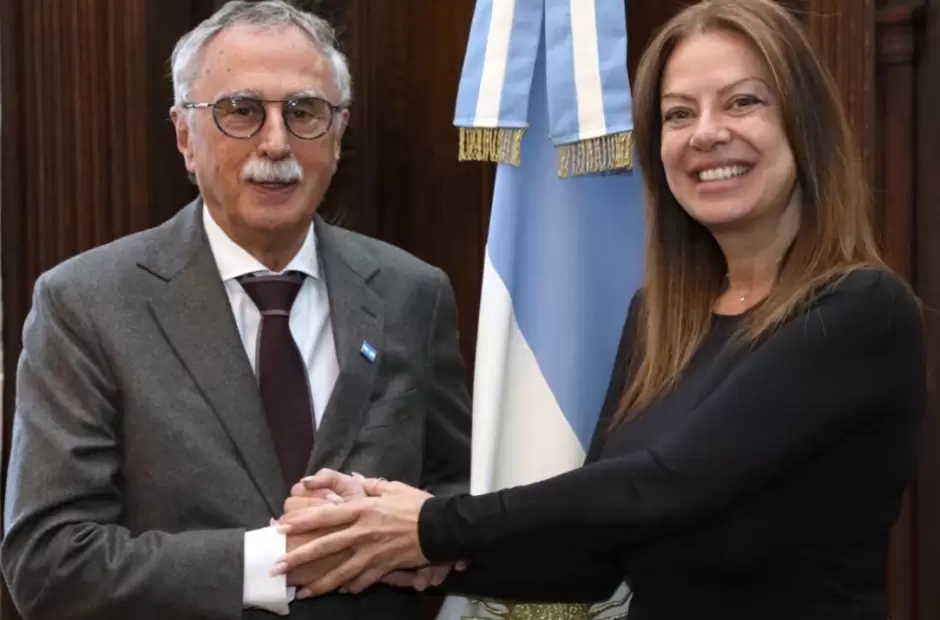 Mario Lugones y Sandra Pettovello