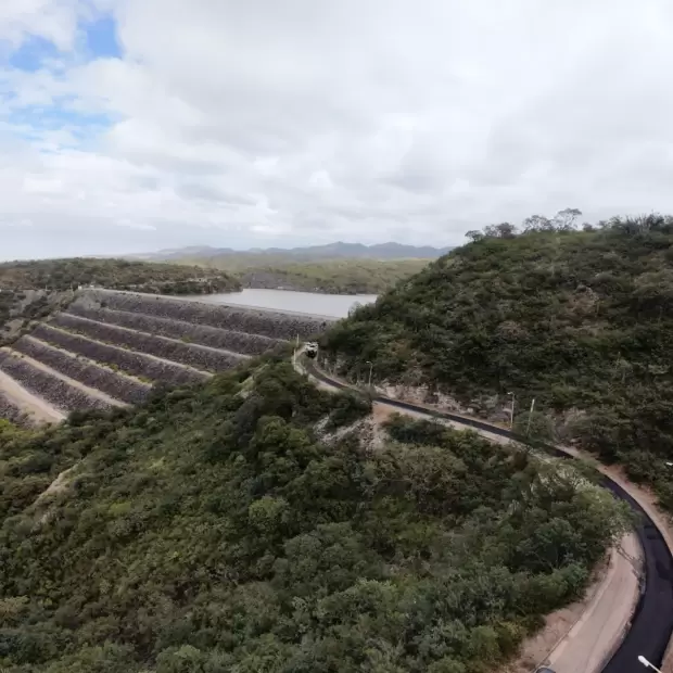 Finalizaron las obras de repavimentaci�n en el acceso al Dique Las Pirquitas