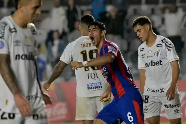 San Lorenzo logr� un empate ag�nico ante el Santos y qued� a un paso de octavos