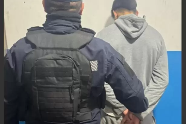 Lo atraparon con un canasto con ropa y qued� detenido